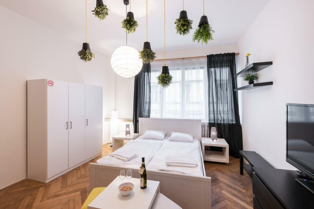 Na Zborenci Design Appartamento Praga